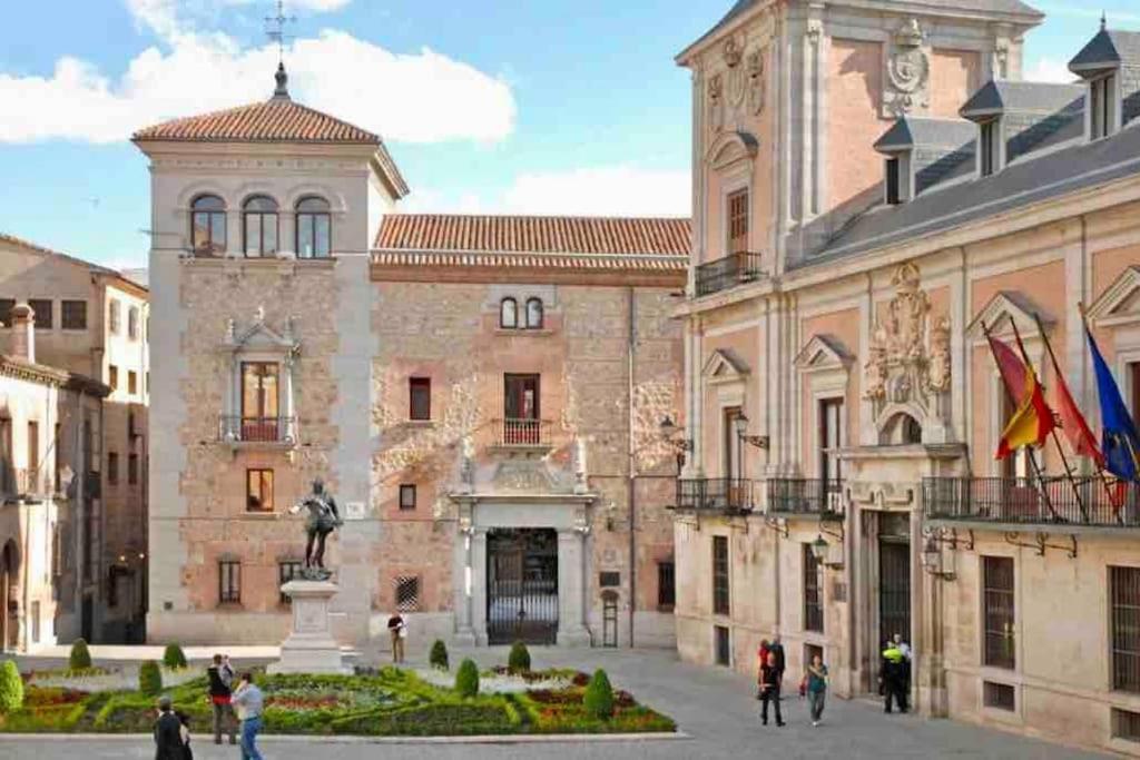 El Apartamento En Opera Palacio Real Μαδρίτη Εξωτερικό φωτογραφία